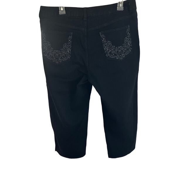 Chico’s Platinum black cropped jeans capris embellished back pockets size 3 - Picture 2 of 7